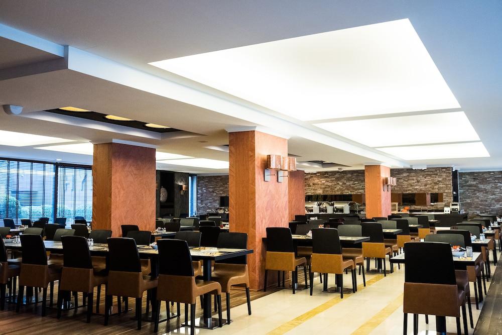 Hotel Hyllit 4*